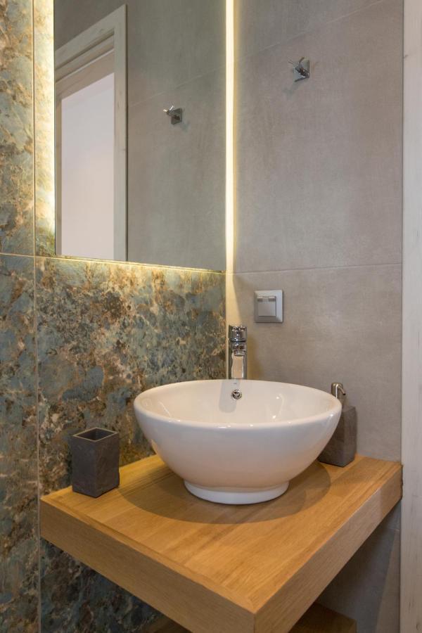 Barbarigos Luxury Spa Apartments 나오우사 외부 사진